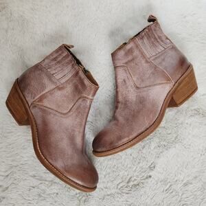 NEW Sofft Ardmore Leather Chelsea Ankle Boot in Sand Brown